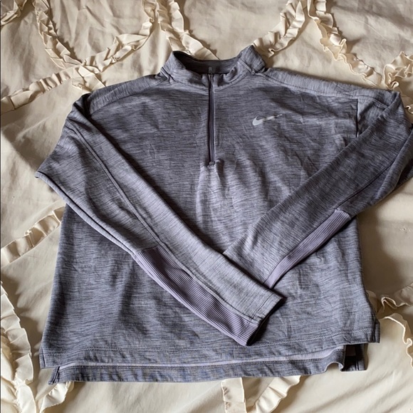 Nike Tops - nike zip up